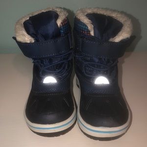 Blue snow boots